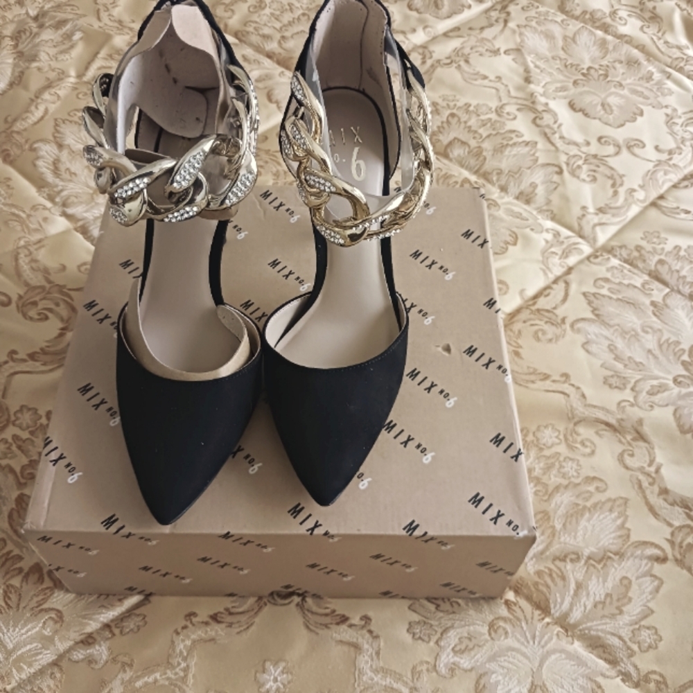 🎉 Party Over Here🎉  MAX 06 Black Heel 👠